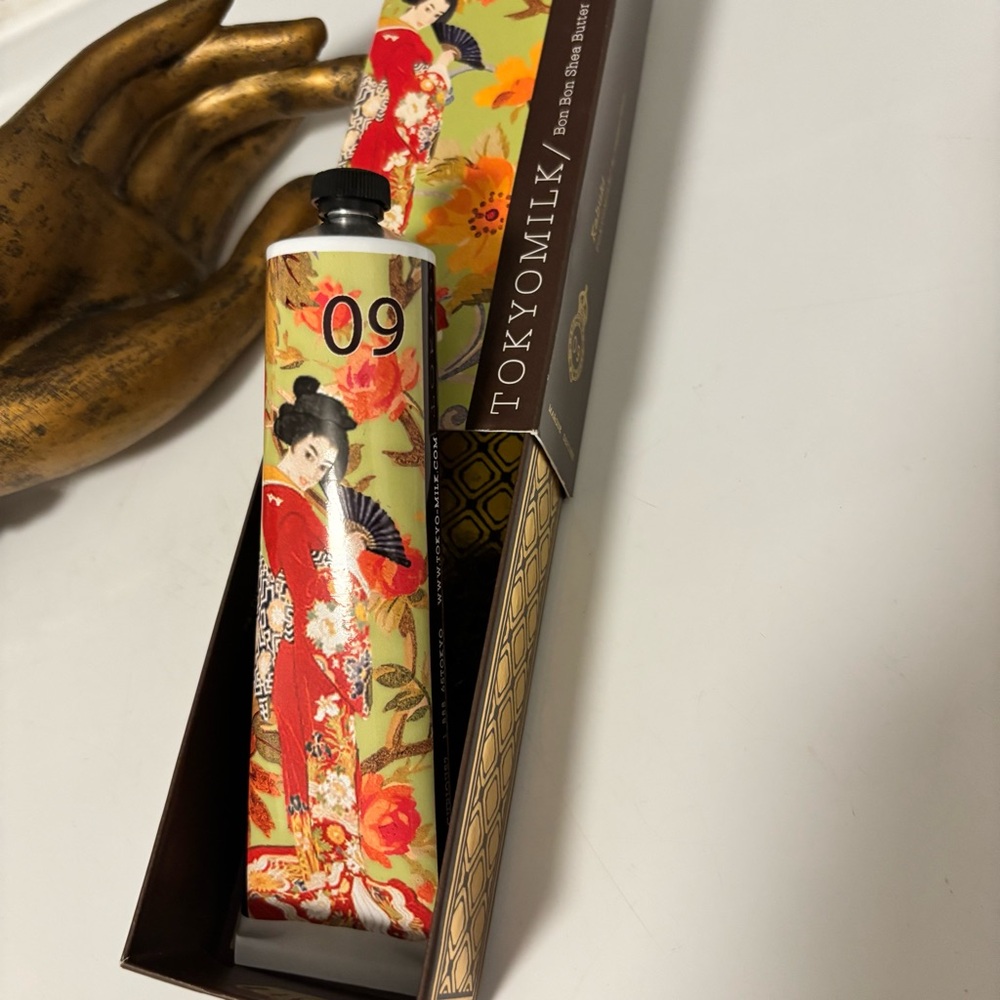 Tokyo Milk by Margot Elena Kabuki Bon Bon Shea Butter Lotion No. 9 - Picture 10 of 11